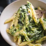 Pasta with Spinach Sauce